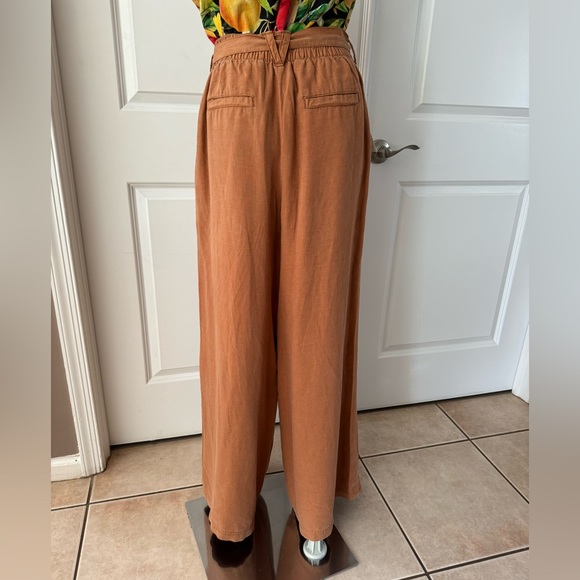 SPLENDID X Rachelove Wide Leg Linen-Blend Pant - Picture 9 of 17